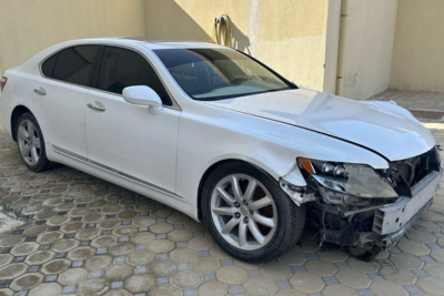 Cash for accidental cars in Dubai and Sharjah scrap yards